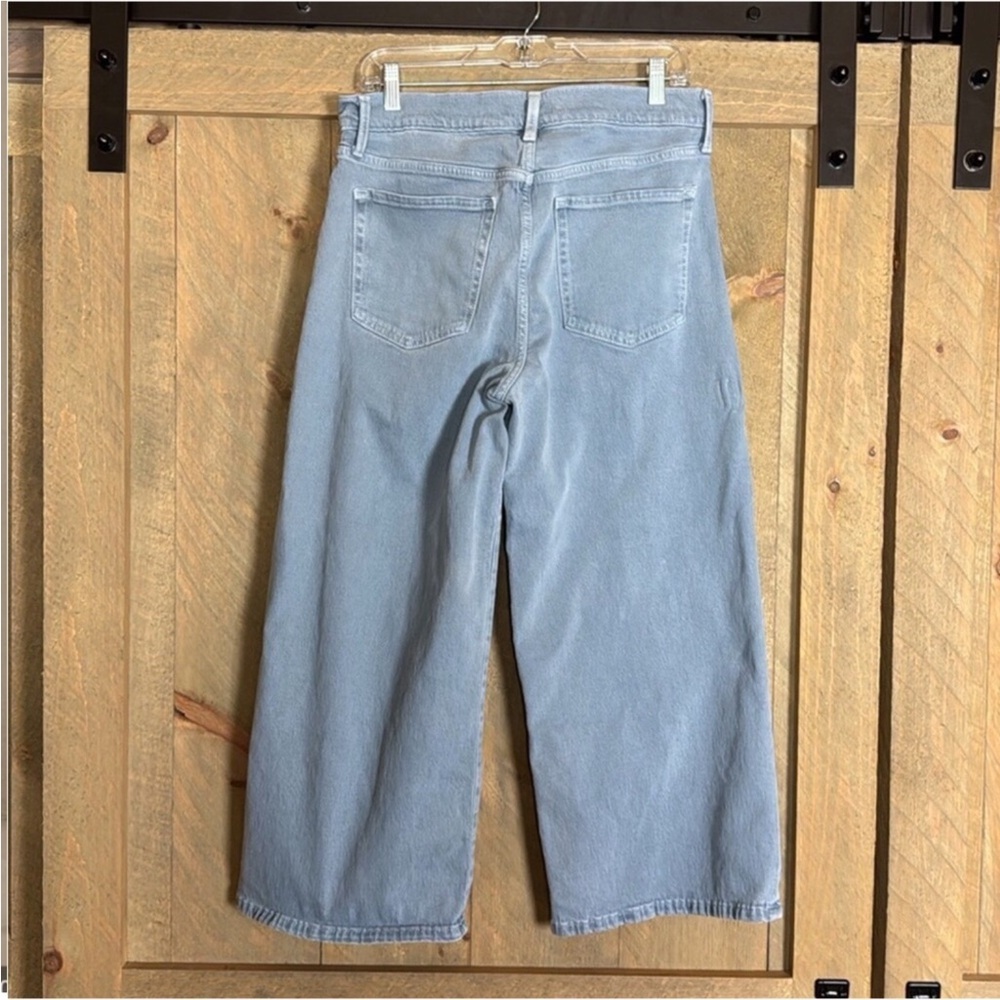 Banana Republic Factory Wide Leg Crop jeans Light wash Size 30 / 10 - Picture 2 of 12